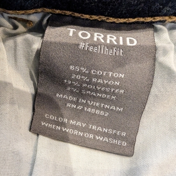 Torrid Pull-On Weekend Boyfriend Super Soft Mid-Rise Jean Size 2x Tall (20) - Picture 16 of 16